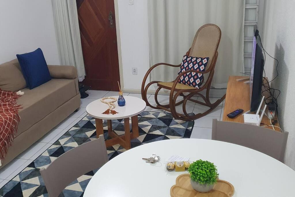 Apartamento E Sala Na Pituba A 700m Da