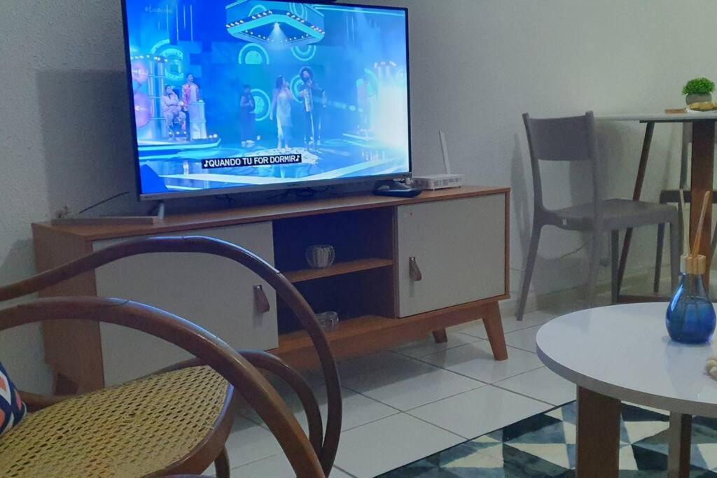 Apartamento E Sala Na Pituba A 700m Da *